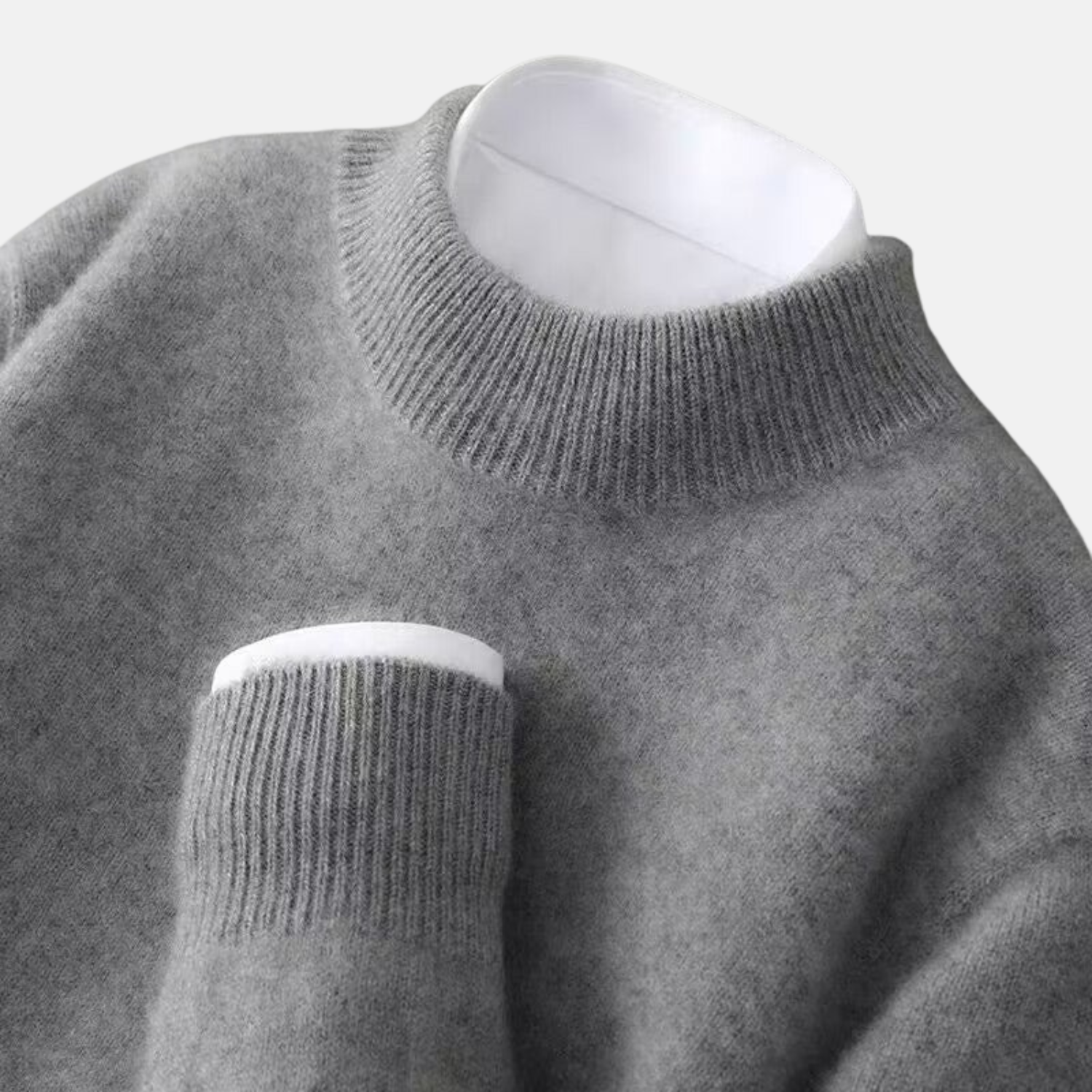 Jersey de Hombre de con Cuello Alto – Elegancia Discreta y Calidez Atemporal